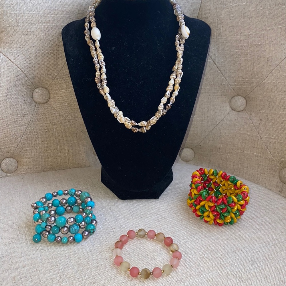 Seashell Necklace & Three Beaded Bracelets| Sold as‎ a set!